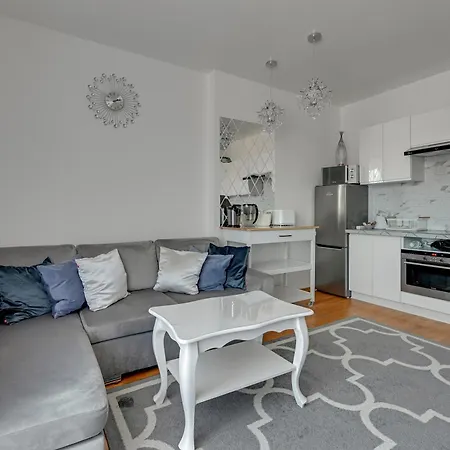 Wakacyjny By Grand Lägenhet